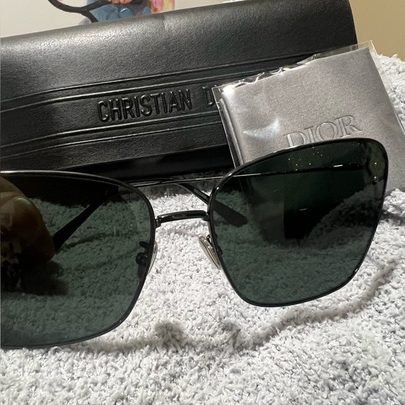 Dior Sunglasses - Picture 1 of 2